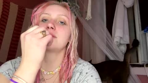 _peaceoutgirlscout_ online show from 09.27.25