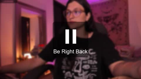 Snapshot of _peach__ chatting on 03.11.26 violeta ig online show from 03.11.26