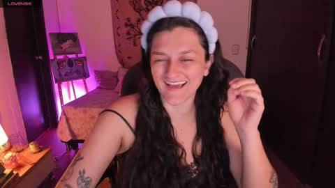 Snapshot of _peach__ chatting on 03.15.26 violeta ig online show from 03.15.26