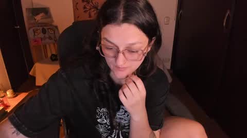 violeta ig  online show from 04.25.26