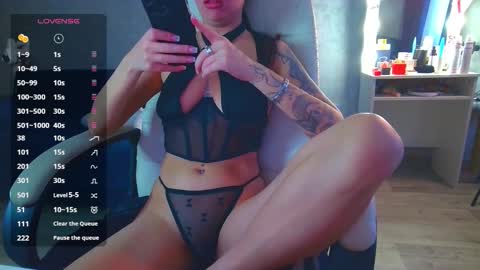 Ilona online show from 12.04.25