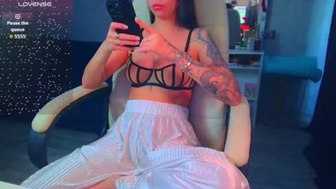 Ilona online show from 04.20.26