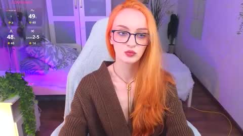 Snapshot of _pink_wassabi_ chatting on 10.09.25 Maisie online show from 10.09.25