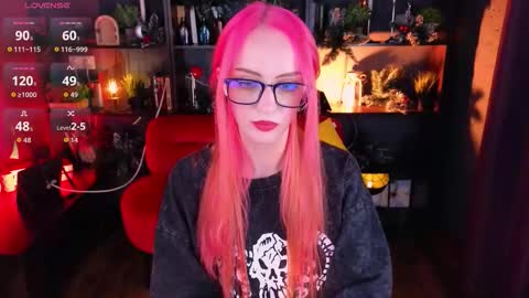 Snapshot of _pink_wassabi_ chatting on 01.11.26 Maisie online show from 01.11.26