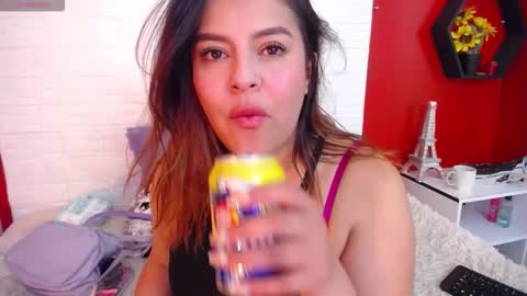 Laura online show from 10.29.25