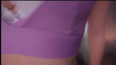 Snapshot of _protea chatting on 12.18.25 Eva online show from 12.18.25