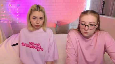 Merlizz Eva Jane Mila Nicole  left to right  online show from 11.22.25