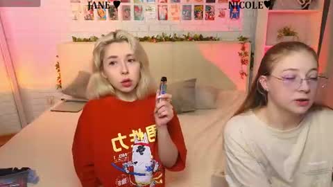 Merlizz Eva Jane Mila Nicole  left to right  online show from 07.03.26