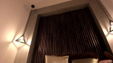 rebecca online show from 02.12.25