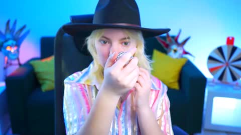 Snapshot of _rockstone_ chatting on 02.05.25 Rock stone online show from 02.05.25