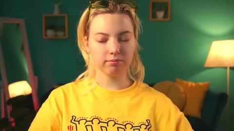 Snapshot of _rockstone_ chatting on 02.09.25 Rock stone online show from 02.09.25