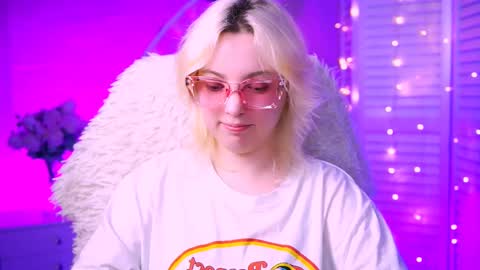 Snapshot of _rockstone_ chatting on 02.10.25 Rock stone online show from 02.10.25