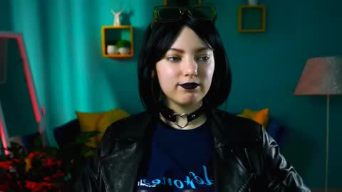 Snapshot of _rockstone_ chatting on 03.10.25 Rock stone online show from 03.10.25