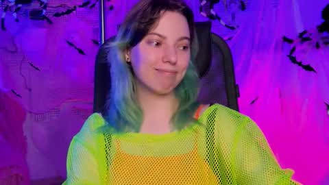 Snapshot of _rockstone_ chatting on 10.29.25 Rock stone online show from 10.29.25