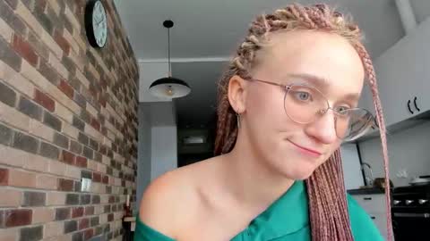 Snapshot of _ruby_kim chatting on 10.22.25 Ruby online show from 10.22.25