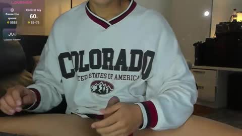 Snapshot of _sahhir chatting on 11.11.25 sair online show from 11.11.25