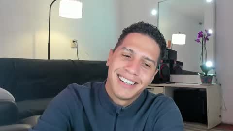 Snapshot of _sahhir chatting on 11.13.25 sair online show from 11.13.25