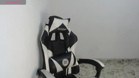 _samantha_fox19 online show from 04.01.26