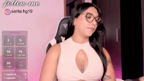 Snapshot of _sara_hernandez chatting on 01.09.25 Sara  intagram online show from 01.09.25