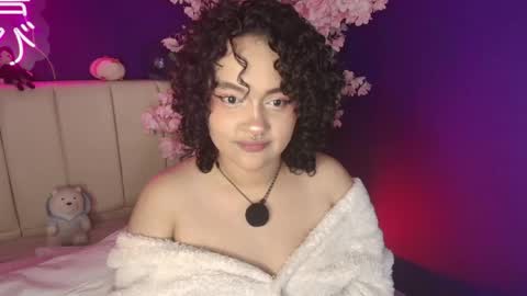 Snapshot of _sarahrose chatting on 05.29.26 Sara online show from 05.29.26
