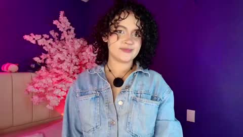 Snapshot of _sarahrose chatting on 05.31.26 Sara online show from 05.31.26