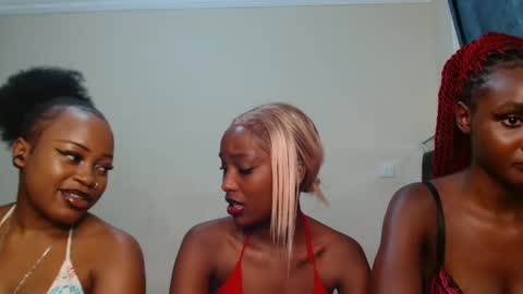 Scarlete online show from 03.12.25