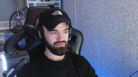 Snapshot of _serious_man chatting on 11.25.25 Ask me online show from 11.25.25