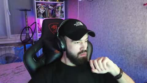 Snapshot of _serious_man chatting on 12.04.25 Ask me online show from 12.04.25