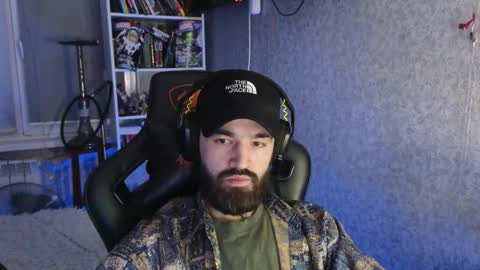 Snapshot of _serious_man chatting on 12.14.25 Ask me online show from 12.14.25