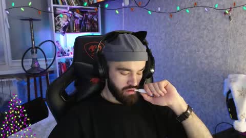 Snapshot of _serious_man chatting on 01.11.26 Ask me online show from 01.11.26