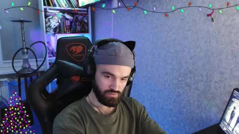 Snapshot of _serious_man chatting on 01.15.26 Ask me online show from 01.15.26