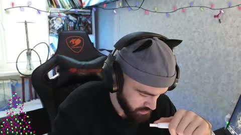 Snapshot of _serious_man chatting on 01.15.26 Ask me online show from 01.15.26