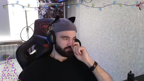 Snapshot of _serious_man chatting on 01.17.26 Ask me online show from 01.17.26