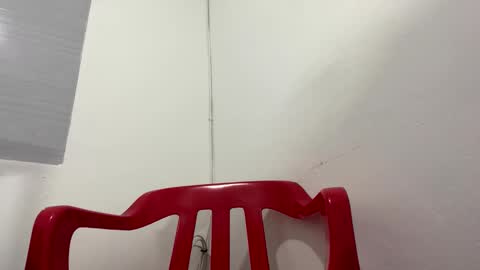 Juan Pablo-independent model online show from 11.21.25