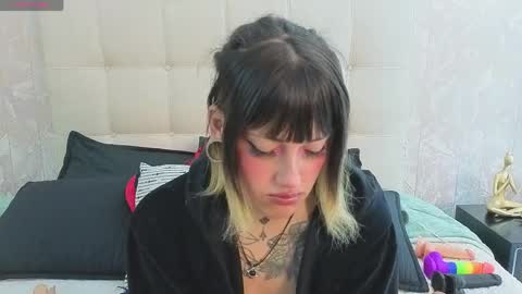 _sharlotte777 online show from 04.29.26
