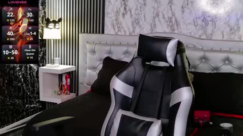 Lana  online show from 01.31.26