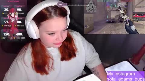 Snapshot of _sofia_adam_ chatting on 10.26.25 pups online show from 10.26.25