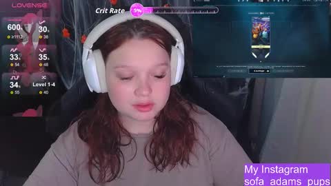 Snapshot of _sofia_adam_ chatting on 10.30.25 pups online show from 10.30.25