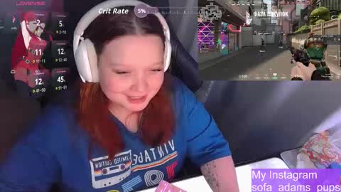 Snapshot of _sofia_adam_ chatting on 11.16.25 pups online show from 11.16.25