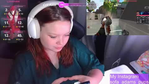 Snapshot of _sofia_adam_ chatting on 11.17.25 pups online show from 11.17.25