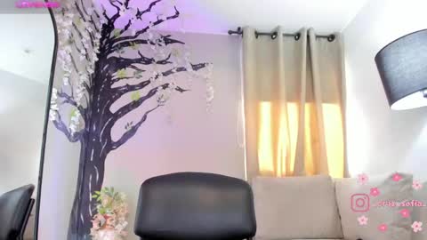Snapshot of _sofia_cruz chatting on 06.04.26 640 200 online show from 06.04.26