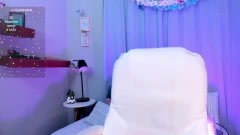 Sophie  online show from 04.23.26
