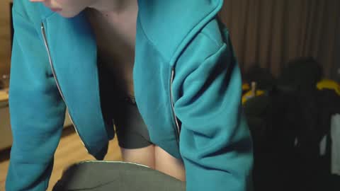 Snapshot of _sopranos_ chatting on 01.28.25 OLIVERpvt is open online show from 01.28.25