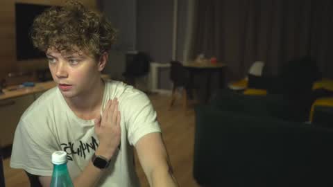 Snapshot of _sopranos_ chatting on 01.31.25 OLIVERpvt is open online show from 01.31.25