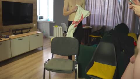 Snapshot of _sopranos_ chatting on 02.10.25 OLIVERpvt is open online show from 02.10.25