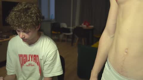 Snapshot of _sopranos_ chatting on 02.12.25 OLIVERpvt is open online show from 02.12.25