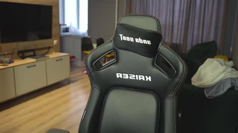 Snapshot of _sopranos_ chatting on 02.21.25 OLIVERpvt is open online show from 02.21.25