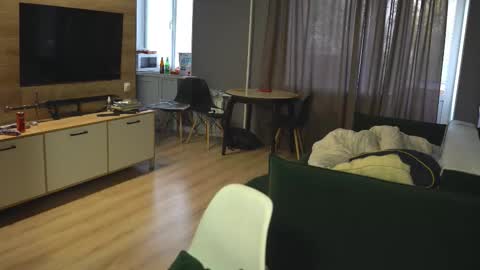 Snapshot of _sopranos_ chatting on 10.02.25 OLIVERpvt is open online show from 10.02.25