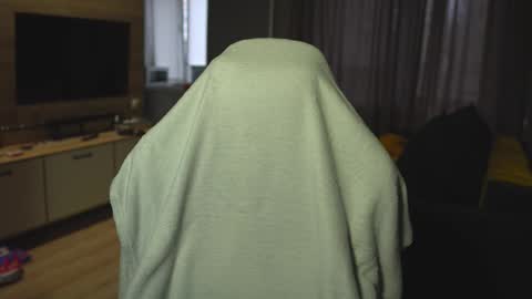 Snapshot of _sopranos_ chatting on 10.17.25 OLIVERpvt is open online show from 10.17.25