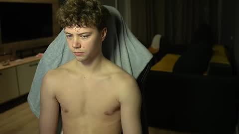 Snapshot of _sopranos_ chatting on 01.12.26 OLIVERpvt is open online show from 01.12.26